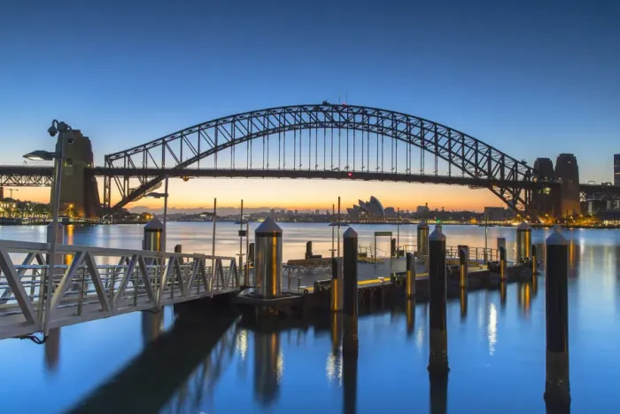 Framed Print : Sydney Harbour Bridge at dawn, Sydney, New South Wales, Australia Framed Print : Sydney Harbour Bridge at dawn, Sydney, New South Wales, Australia