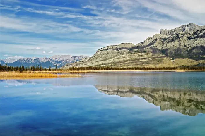 Framed Print : Syncline Ridge (middle) and Roche Miette (Right) of the Miette Range of the Rocky Mountains reflected in Talbot Lake, Jasper National Park, Alberta, Canada Framed Print : Syncline Ridge (middle) and Roche Miette (Right) of the Miette Range of the Rocky Mountains reflected in Talbot Lake, Jasper National Park, Alberta, Canada