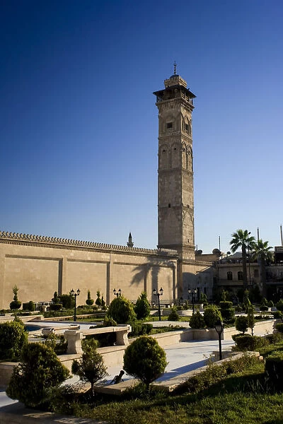 Syria, Aleppo, Old Town (UNESCO Site), Great Mosque (al Jamaa al Kebir) freestanding