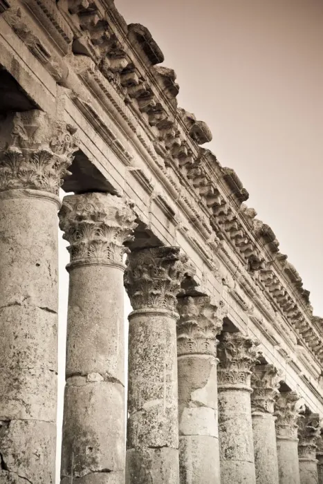 Framed Print : Syria, Apamea (Afamia) Archaeological Site (founded 3rd Century BC), 2km Cardo (Roman Framed Print : Syria, Apamea (Afamia) Archaeological Site (founded 3rd Century BC), 2km Cardo (Roman