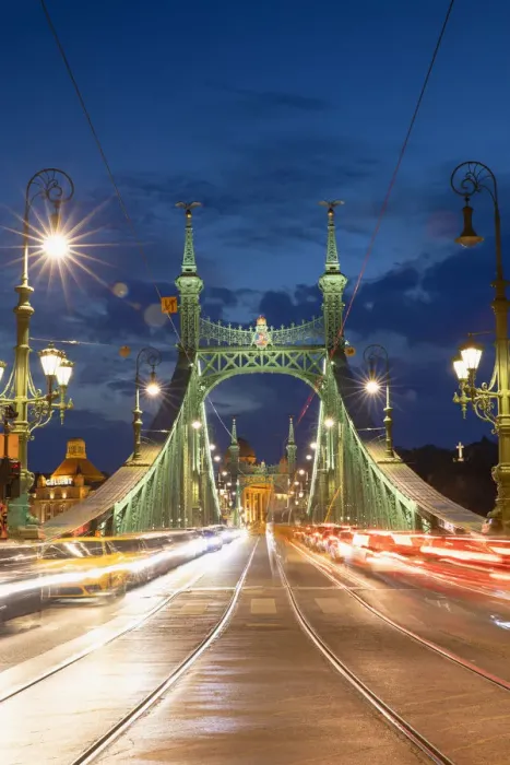 Framed Print : Szabadsag Bridge at dusk, Budapest, Hungary Framed Print : Szabadsag Bridge at dusk, Budapest, Hungary