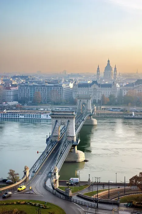 Framed Print : Szechenyi Chain Bridge and the Danube River, Budapest, Hungary Framed Print : Szechenyi Chain Bridge and the Danube River, Budapest, Hungary