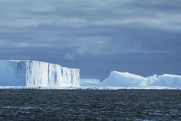 Tabular iceberg in Weddell Sea - Antarctica, Weddell Sea, Queen Maud Land, Ekstrom Ice Shelf, Atka Bay