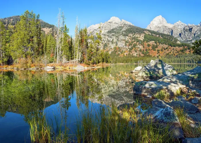 Framed Print : Taggart Lake hiking Trail, in the Grand Teton Mountains Grand Teton National Park Wyoming, USA Framed Print : Taggart Lake hiking Trail, in the Grand Teton Mountains Grand Teton National Park Wyoming, USA