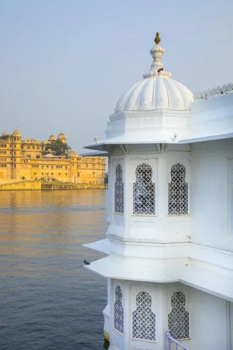 Framed Print : Taj Lake Palace & City Palace, Lake Pichola, Udaipur, Rajasthan, India Framed Print : Taj Lake Palace & City Palace, Lake Pichola, Udaipur, Rajasthan, India