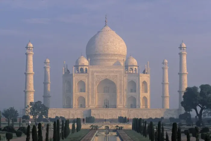 Framed Print : Taj Mahal, Agra Framed Print : Taj Mahal, Agra