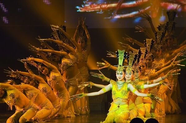 Tang Dynasty (618-907) Dance and Music Show at the Sunshine Grand Theatre