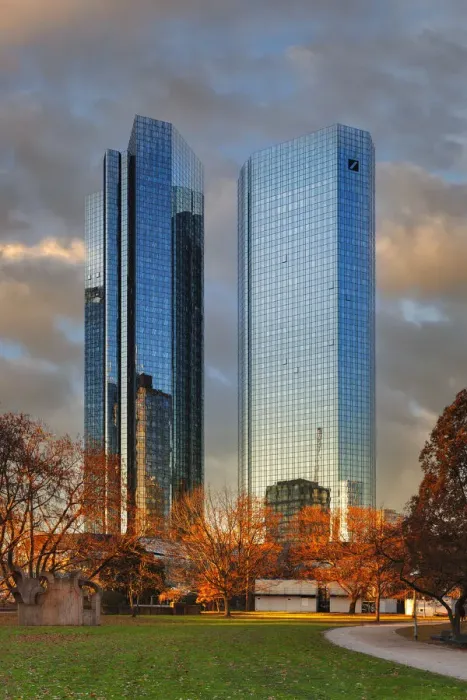 Framed Print : Taunusanlage Park with Deutsche Bank Tower, Frankfurt, Hesse, Germany Framed Print : Taunusanlage Park with Deutsche Bank Tower, Frankfurt, Hesse, Germany