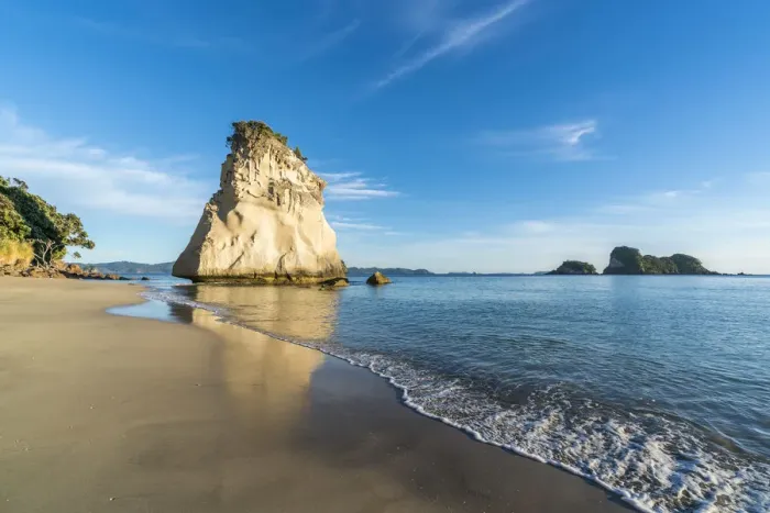 Framed Print : Te Hoho rock, Poikeke and Motueka islands at Cathedral Cove. Hahei, Waikato region Framed Print : Te Hoho rock, Poikeke and Motueka islands at Cathedral Cove. Hahei, Waikato region