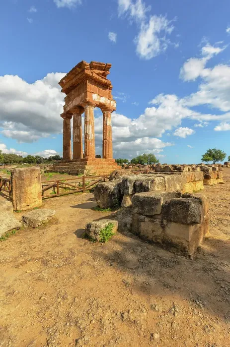 Framed Print : Temple of Castor and Pollux, Valley of Temples, Agrigento, Sicily, Italy Framed Print : Temple of Castor and Pollux, Valley of Temples, Agrigento, Sicily, Italy