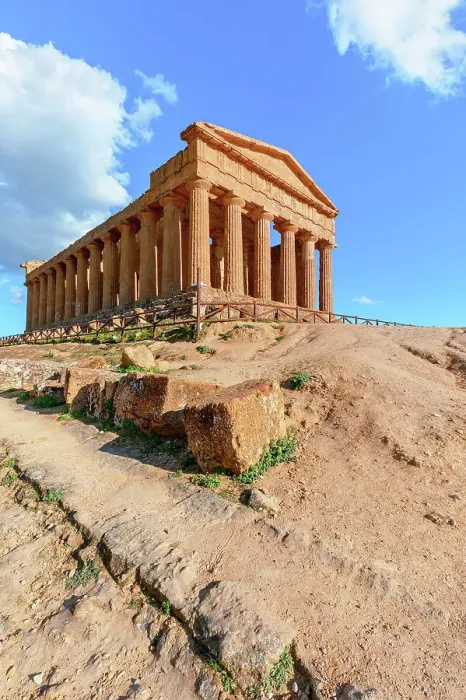 Framed Print : Temple of Concordia, Valley of Temples, Agrigento, Sicily, Italy Framed Print : Temple of Concordia, Valley of Temples, Agrigento, Sicily, Italy