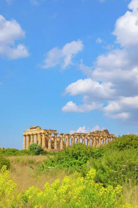 Framed Print : Temple of Hera or Temple E, Selinunte Archaeological Park, Selinunte, Sicily, Italy Framed Print : Temple of Hera or Temple E, Selinunte Archaeological Park, Selinunte, Sicily, Italy