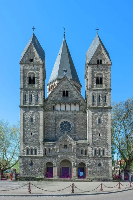 Framed Print : Temple Neuf at Metz, Moselle, Lorraine, Alsace-Champagne-Ardenne-Lorraine, Grand Est, France Framed Print : Temple Neuf at Metz, Moselle, Lorraine, Alsace-Champagne-Ardenne-Lorraine, Grand Est, France