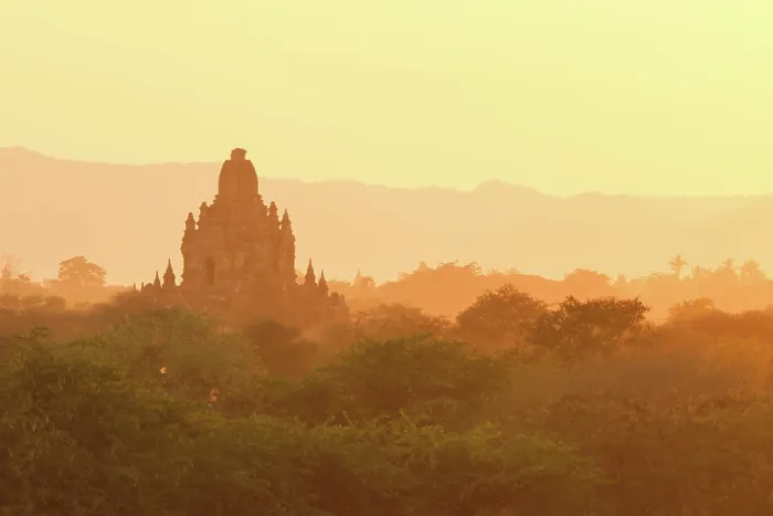 Framed Print : Temple at sunset, Bagan (UNESCO World Heritage Site), Mandalay region, Myanmar (Burma), Asia Framed Print : Temple at sunset, Bagan (UNESCO World Heritage Site), Mandalay region, Myanmar (Burma), Asia