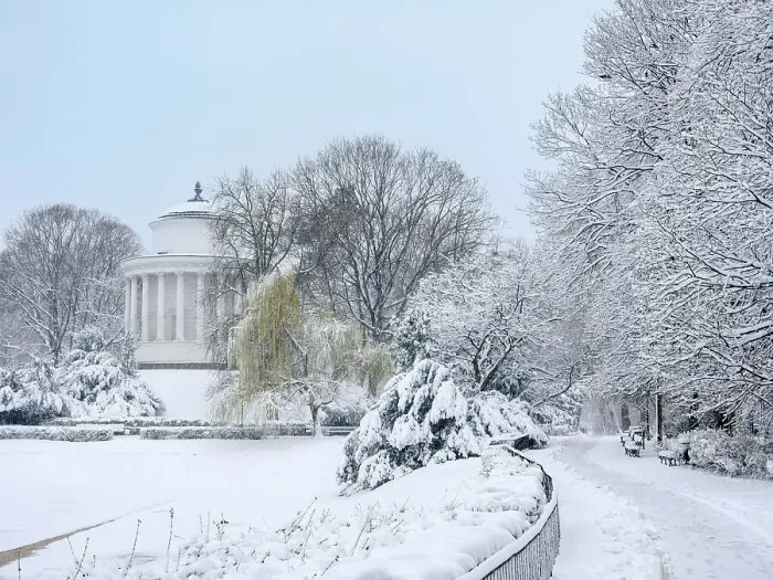 Framed Print : Temple of Vesta Water Tower, Saxon Garden, winter, Warsaw, Masovian Voivodeship, Poland