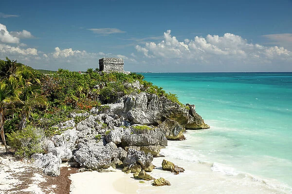 Temple of the Wind God and beach, Tulum, Yucatan peninsula, Mexico