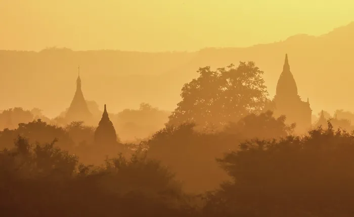 Framed Print : Temples at dawn, Bagan (UNESCO World Heritage Site), Mandalay region, Myanmar (Burma), Asia Framed Print : Temples at dawn, Bagan (UNESCO World Heritage Site), Mandalay region, Myanmar (Burma), Asia