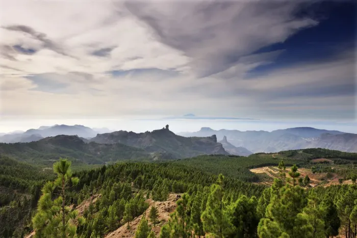 Framed Print : Tenerife island and Roque Nublo seen from Pozo de las Nieves Framed Print : Tenerife island and Roque Nublo seen from Pozo de las Nieves