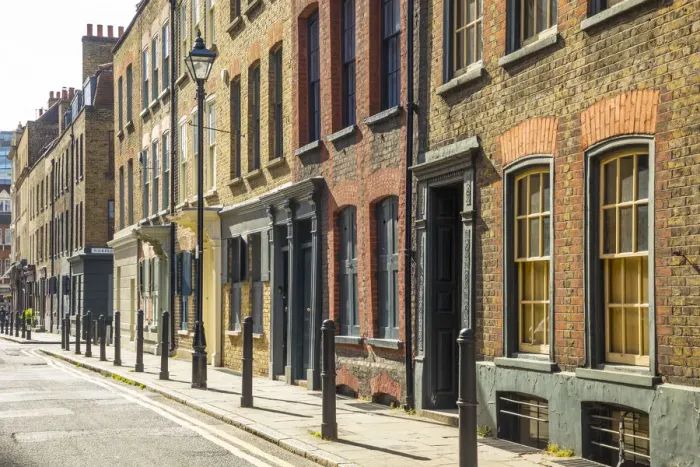 Framed Print : Terraced houses, Brick Lane, London, England, UK Framed Print : Terraced houses, Brick Lane, London, England, UK