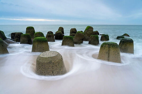 Tetrapods on beach, Hornum, Sylt, Nordfriesland, Schleswig-Holstein, Germany