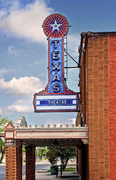 Texas, Seguin, Texas Theatre, 1931, Restored