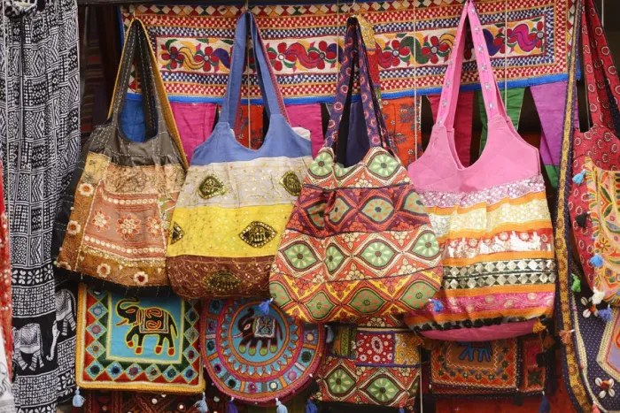 Framed Print : Textiles for sale in a local market in Udaipur, Rajasthan, India, Asia Framed Print : Textiles for sale in a local market in Udaipur, Rajasthan, India, Asia