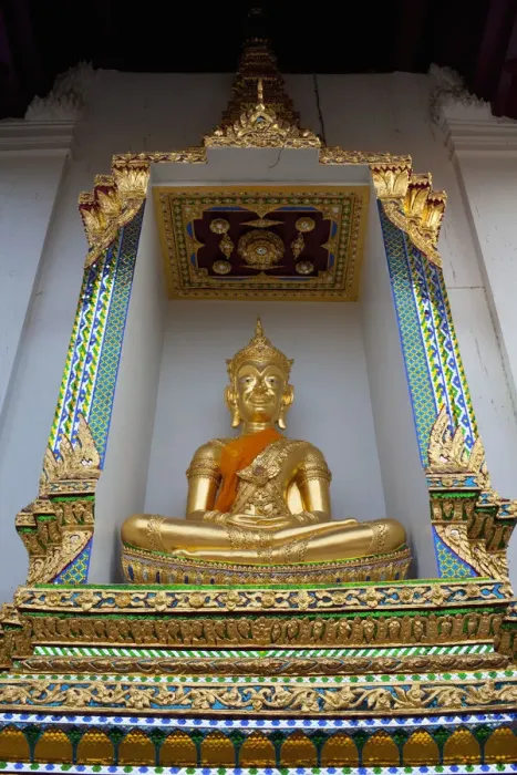 Framed Print : Thailand, Ayutthaya, Ayutthaya Historical Park, Buddha Statue in Wat Na Phra Men Framed Print : Thailand, Ayutthaya, Ayutthaya Historical Park, Buddha Statue in Wat Na Phra Men
