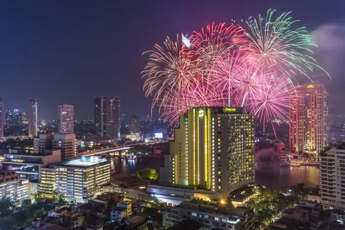 Framed Print : Thailand, Bangkok, Riverside Area, high angle skyline view with fireworks, dusk Framed Print : Thailand, Bangkok, Riverside Area, high angle skyline view with fireworks, dusk