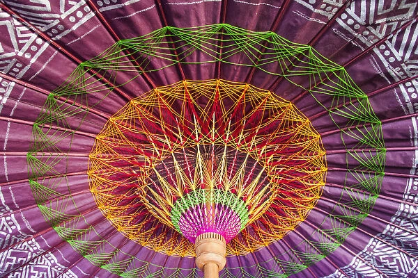 Thailand, Chiang Mai, Borsang Umbrella Making Village