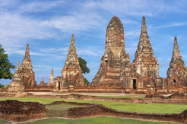 Thailand, Phra Nakhon Si Ayutthaya, Ayutthaya, Wat Chai Watthanaram. UNESCO World Heritage site