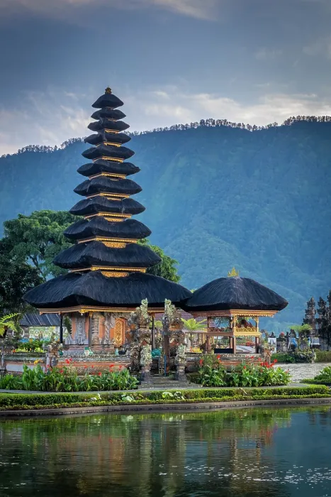 Framed Print : Thatched Meru (pagoda) at Ulun Danu Beratan Temple, Lake Bratan (Lake Beratan), Bali, Indonesia Framed Print : Thatched Meru (pagoda) at Ulun Danu Beratan Temple, Lake Bratan (Lake Beratan), Bali, Indonesia