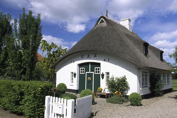 Thatched roof cottage in Sieseby, Schlei, Schleswig-Holstein, Germany