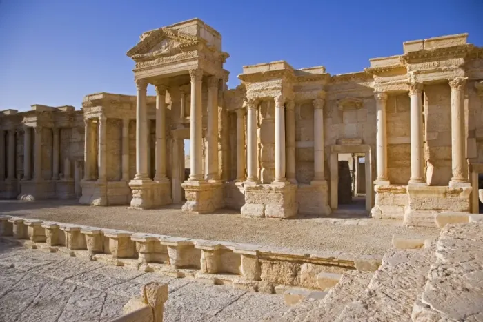 Framed Print : The theatre in the spectacular ruined city of Palmyra, Syria Framed Print : The theatre in the spectacular ruined city of Palmyra, Syria