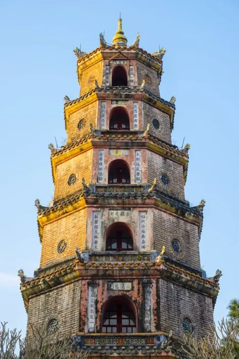 Framed Print : Thien Mu Pagoda (Chua Thien Mu), Hue, Thua Thien-Hue Province, Vietnam Framed Print : Thien Mu Pagoda (Chua Thien Mu), Hue, Thua Thien-Hue Province, Vietnam