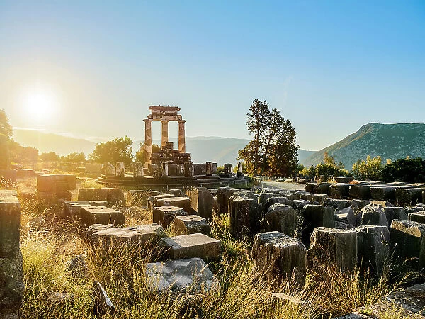 Tholos of Delphi, Temple of Athena Pronaia, sunrise, Delphi, Phocis, Greece