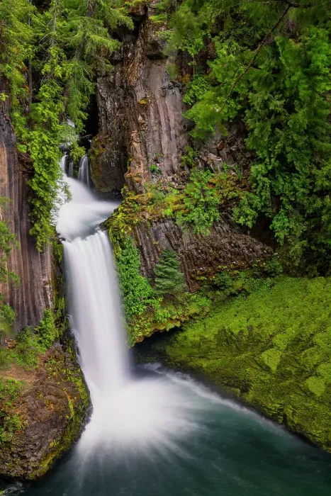 Framed Print : Toketee Falls, Douglas County, Oregon, USA Framed Print : Toketee Falls, Douglas County, Oregon, USA