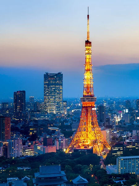 Tokyo Tower At Night With View Towards Roppongi Hills