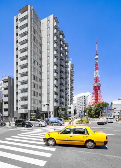 Framed Print : Tokyo Tower and yellow taxi, Minato, Tokyo, Japan Framed Print : Tokyo Tower and yellow taxi, Minato, Tokyo, Japan