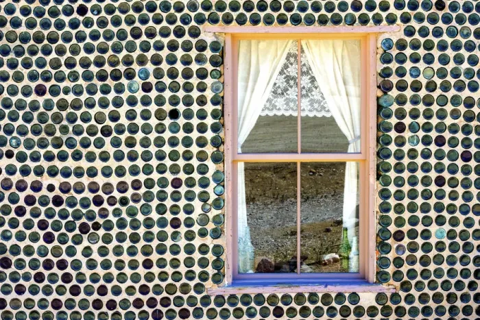 Framed Print : Tom Kellys Bottle House, Rhyolite, California, USA Framed Print : Tom Kellys Bottle House, Rhyolite, California, USA