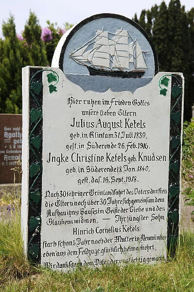 Tomb stone, war grave, graveyard, Foehr Island, Schleswig-Holstein, Deutschland