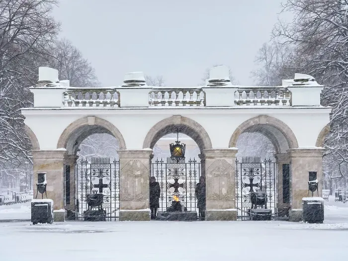 Framed Print : Tomb of the Unknown Soldier, winter, Warsaw, Masovian Voivodeship, Poland Framed Print : Tomb of the Unknown Soldier, winter, Warsaw, Masovian Voivodeship, Poland