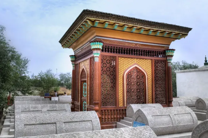 Framed Print : Tombs of Yarkand Khans near the Altyn Mosque, Yarkant, Yarkant County, Xinjiang Uyghur Framed Print : Tombs of Yarkand Khans near the Altyn Mosque, Yarkant, Yarkant County, Xinjiang Uyghur