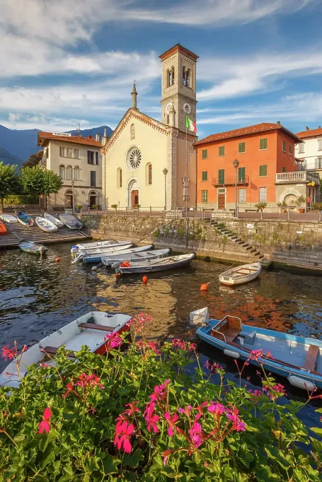 Framed Print : Torno village, lake Como, Como province, Lombardy, Italy Framed Print : Torno village, lake Como, Como province, Lombardy, Italy