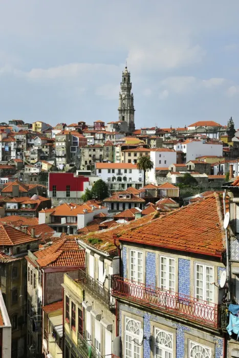 Framed Print : Torre dos Clerigos. Oporto, Portugal Framed Print : Torre dos Clerigos. Oporto, Portugal