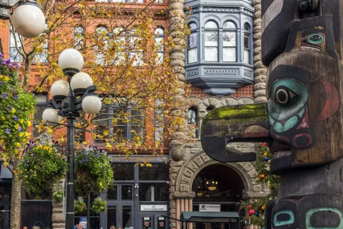 Framed Print : Totem pole in Pioneer Square, Seattle, Washington, USA Framed Print : Totem pole in Pioneer Square, Seattle, Washington, USA