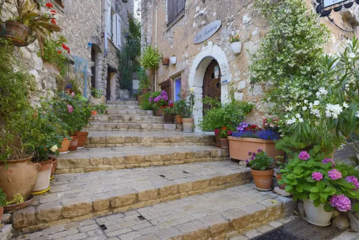 Framed Print : Tourrettes-sur-Loup, Alpes-Maritimes, Provence-Alpes-Cote D Azur, French Riviera, France Framed Print : Tourrettes-sur-Loup, Alpes-Maritimes, Provence-Alpes-Cote D Azur, French Riviera, France