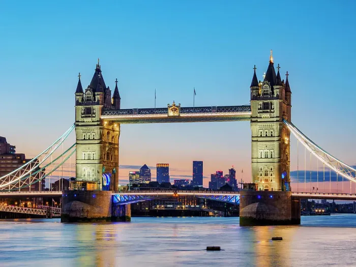 Framed Print : Tower Bridge at dawn, London, England, United Kingdom