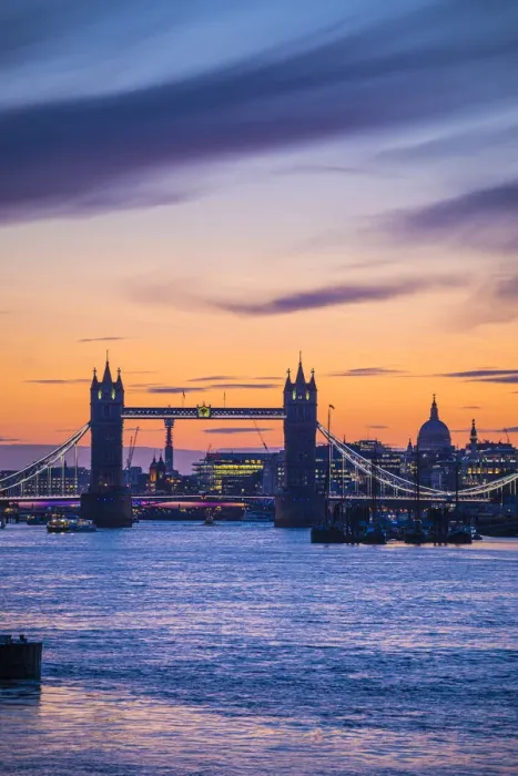 Framed Print : Tower Bridge, River Thames, London, England, UK