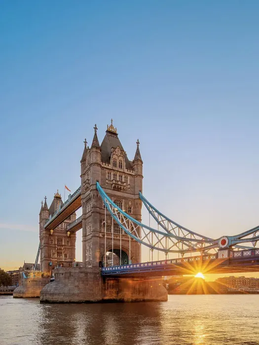 Framed Print : Tower Bridge at sunrise, London, England, United Kingdom Framed Print : Tower Bridge at sunrise, London, England, United Kingdom