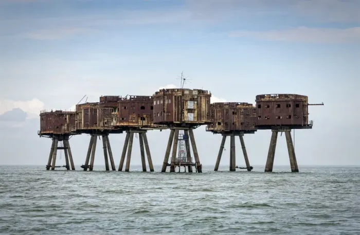 Framed Print : The towers of the Red Sands Fort - part of the decommissioned Maunsell Forts, the armed towers built in the Thames estuary to protect the Kent coast during the Second World War, near Whitstable, Kent, England Framed Print : The towers of the Red Sands Fort - part of the decommissioned Maunsell Forts, the armed towers built in the Thames estuary to protect the Kent coast during the Second World War, near Whitstable, Kent, England